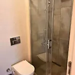 فندق Selavi *