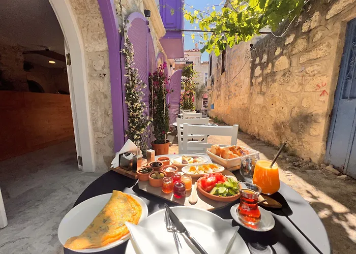 Selavi Отель Кешме