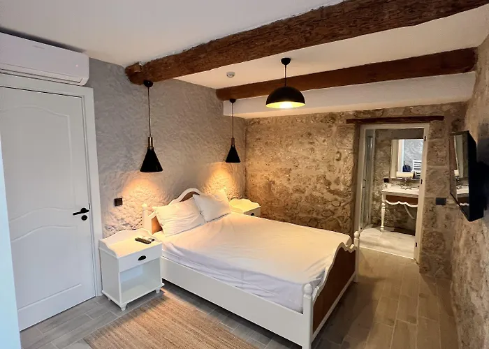 Selavi Отель Кешме